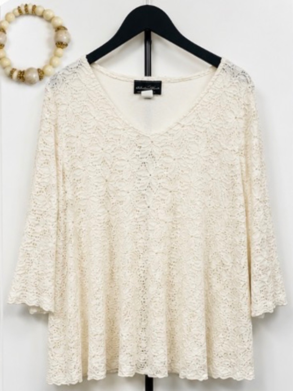 Brittany Blacke Women Cream Lace Top – 1X